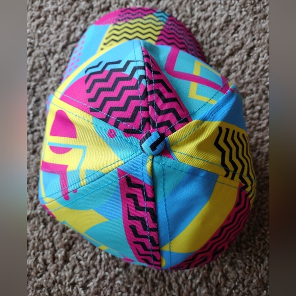 Retro Geometric Pattern Baseball Cap NWOT - Picture 3 of 10